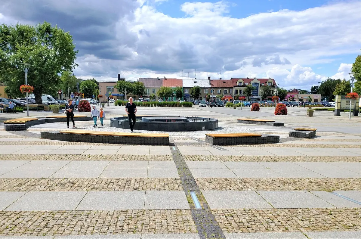Węgrów na jednodniową wycieczkę z Siedlec: spacer przez historię miasta